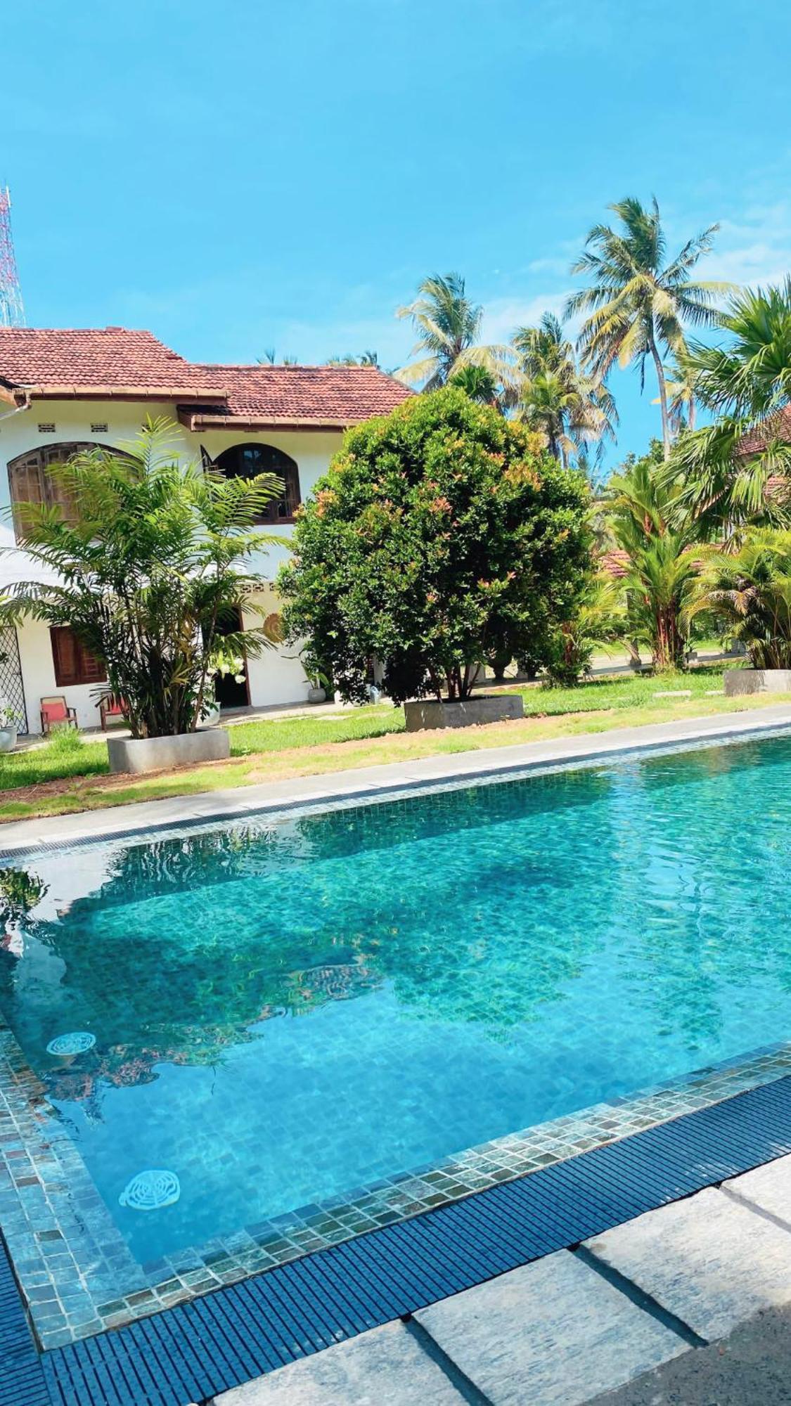 Sunny'S Garden Hotel Ambalangoda  Exterior foto